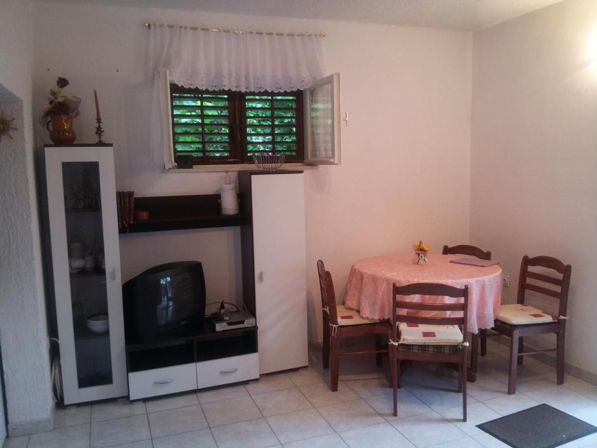 Appartamento Zora Seget Vranjica Esterno foto